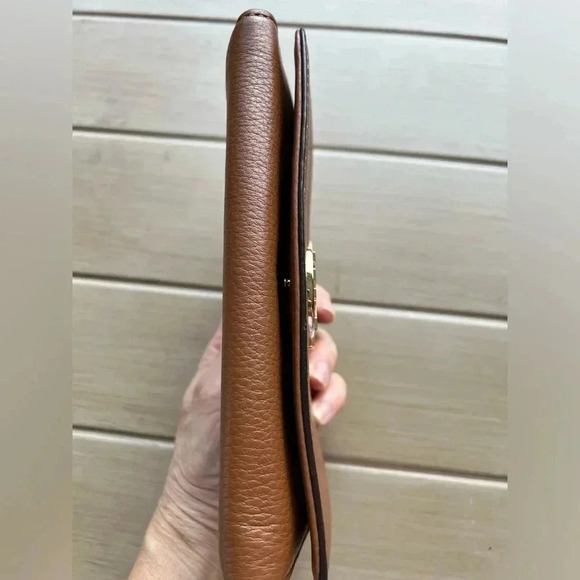 MICHAEL MICHAEL KORS Brown Leather Fulton Flap Continental Wallet - Picture 10 of 12